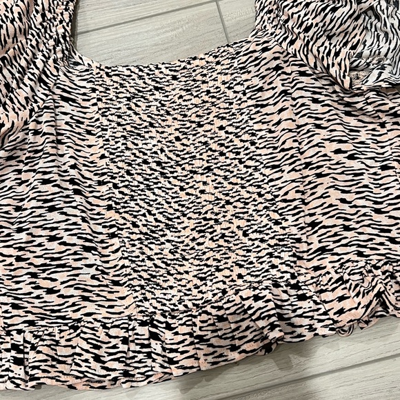 BP ruched crop top - Picture 2 of 2